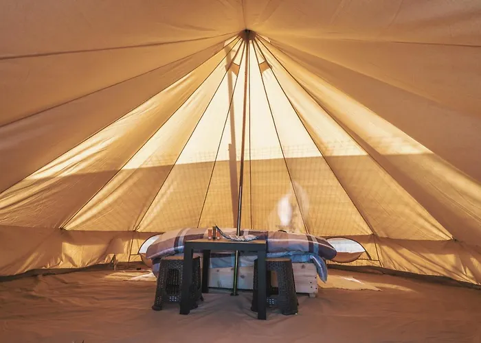 Luxusní stan Nirvama Tent Glamping