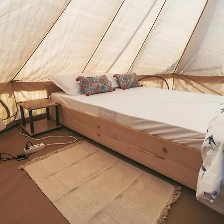 Luksusowy namiot Nirvama Tent Glamping Vama Veche