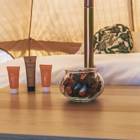 Luxusní stan Nirvama Tent Glamping *