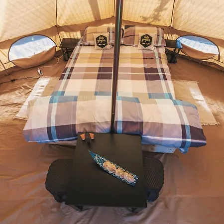 Luksusowy namiot Nirvama Tent Glamping
