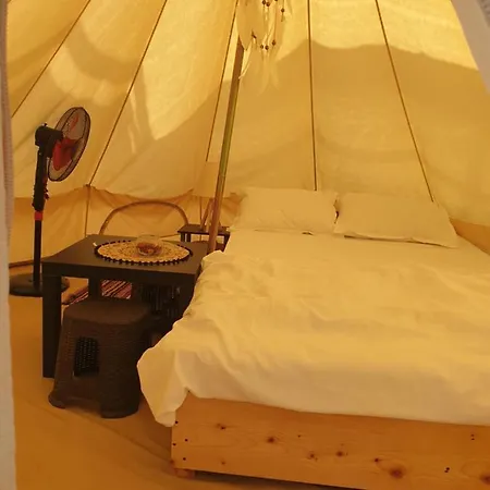 ラグジュアリーテント Nirvama Tent Glamping ヴァマ・ヴェケ