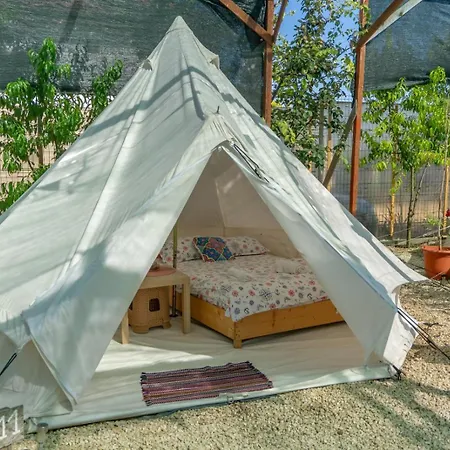 Nirvama Tent Glamping * Vama Veche